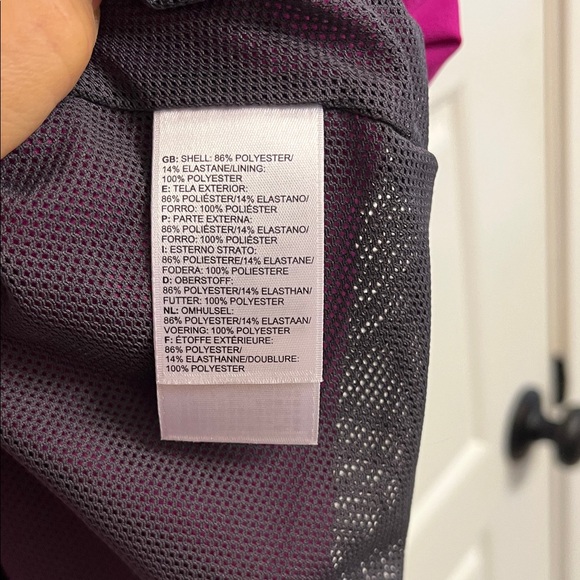 The North Face Fuchsia Hooded Poncho - Picture 10 of 11